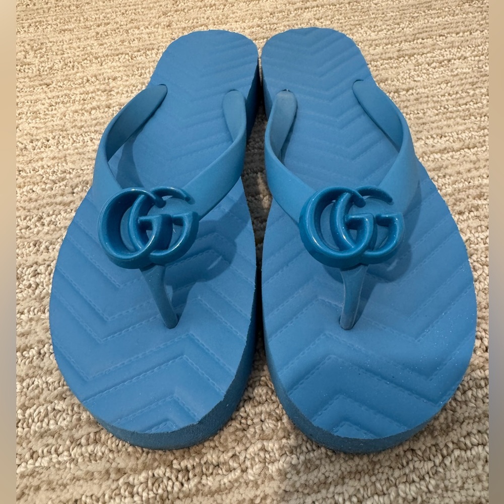 Gucci Blue Retro Platform Flip Flops - Picture 2 of 8